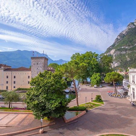 Residenza Rocca Del Lago 3 - Happy Rentals Riva del Garda Exterior photo