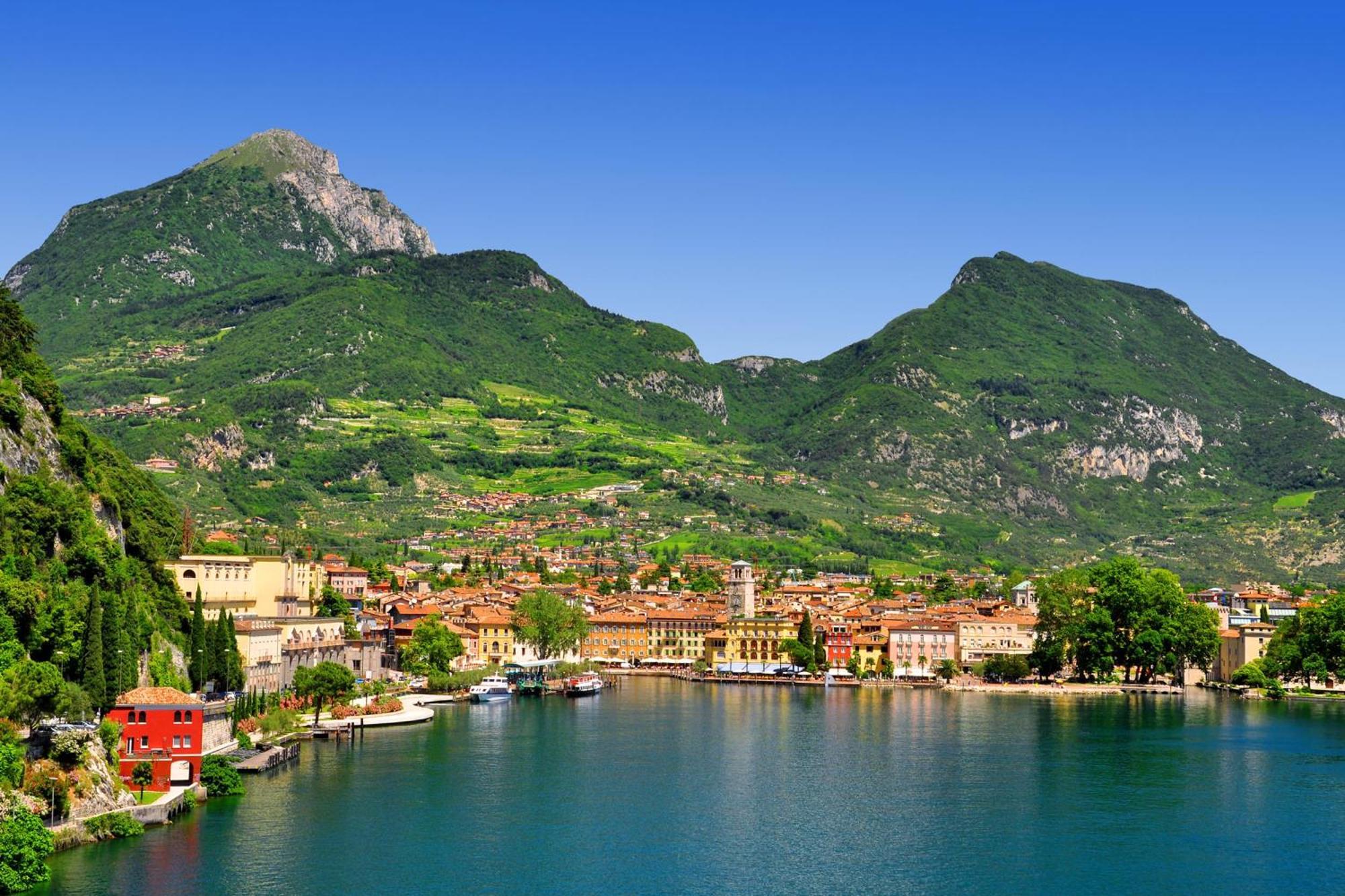 Residenza Rocca Del Lago 3 - Happy Rentals Riva del Garda Exterior photo